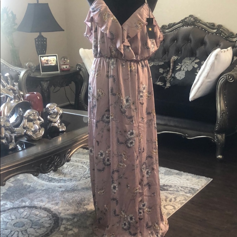 Anne Abella Los Angeles Shmaxi Dress